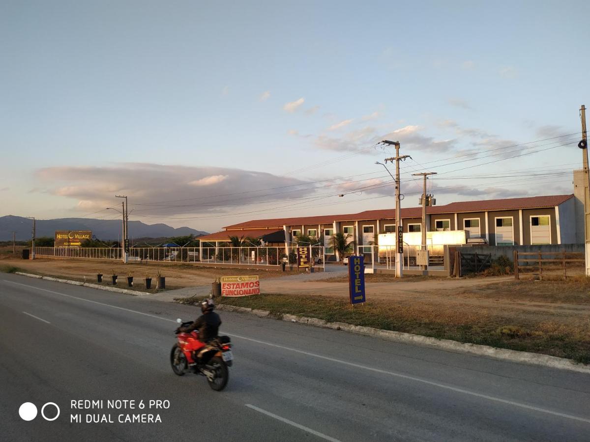 Hotel Village ตอริตามา ภายนอก รูปภาพ